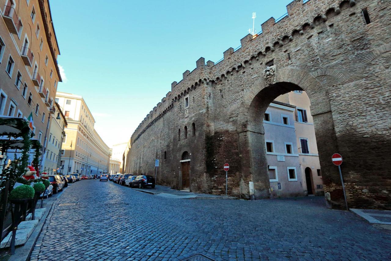 Characteristic Apartment Just Beside The Vatican Róma Kültér fotó